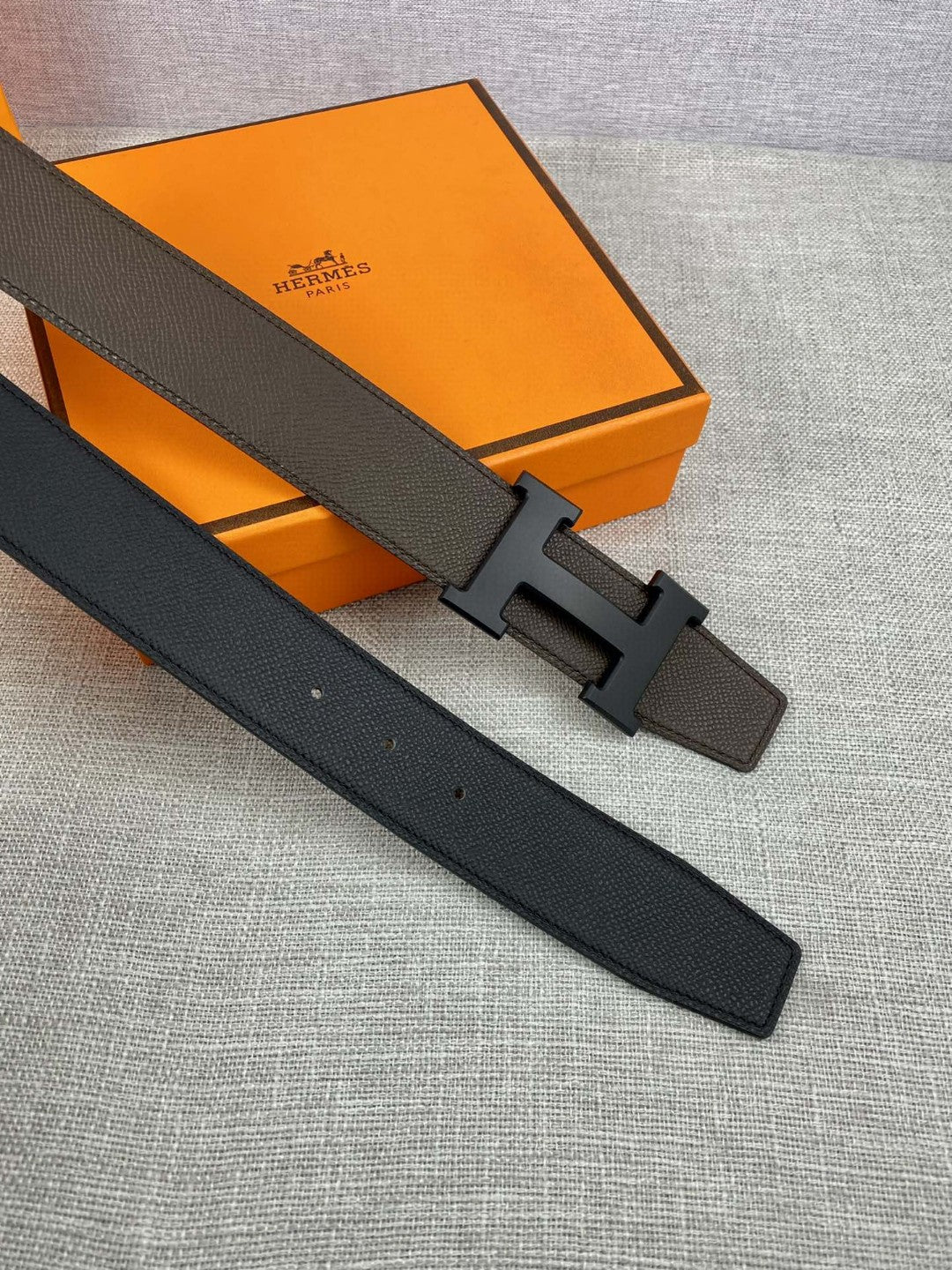 Hermes H074562CUZ3 Constance belt buckle & Reversible leather strap 38 mm H990050 - '--Please Select-- - View 1