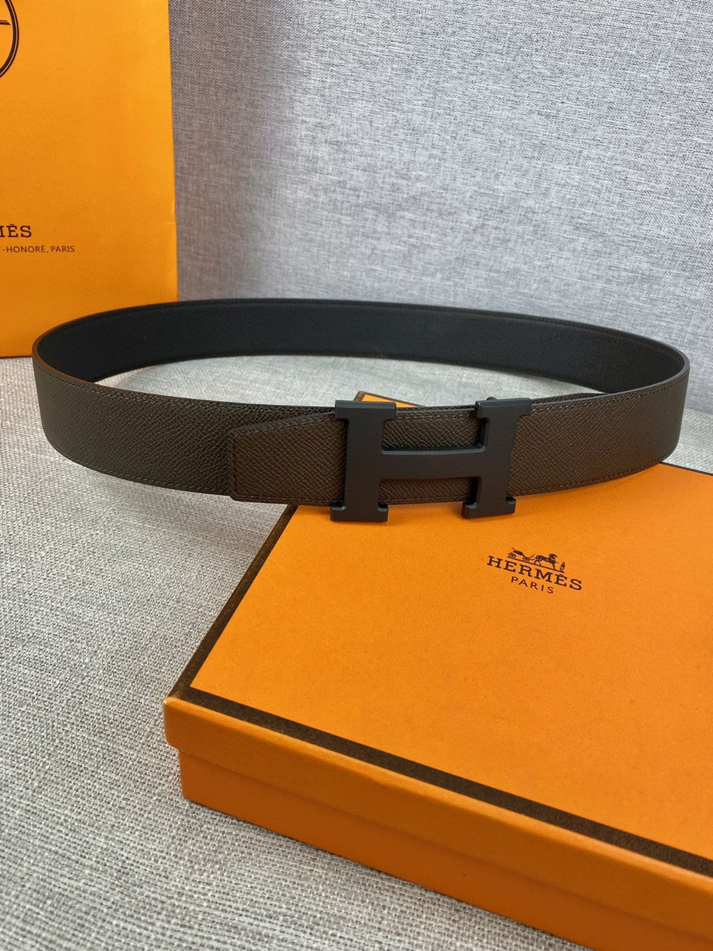 Hermes H074562CUZ3 Constance belt buckle & Reversible leather strap 38 mm H990050