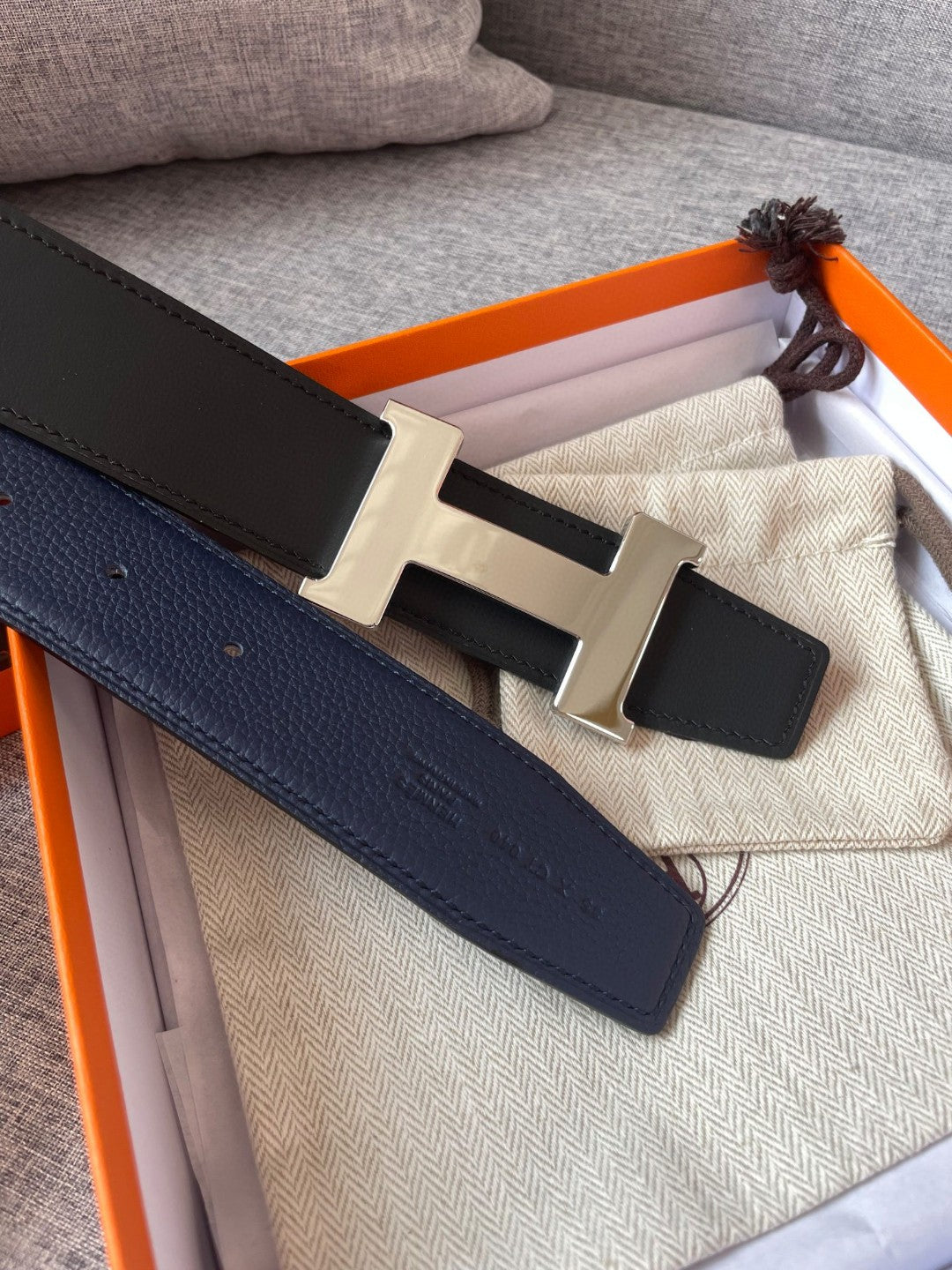 Hermes H074562CUZ3 Constance belt buckle & Reversible leather strap 38 mm H990025