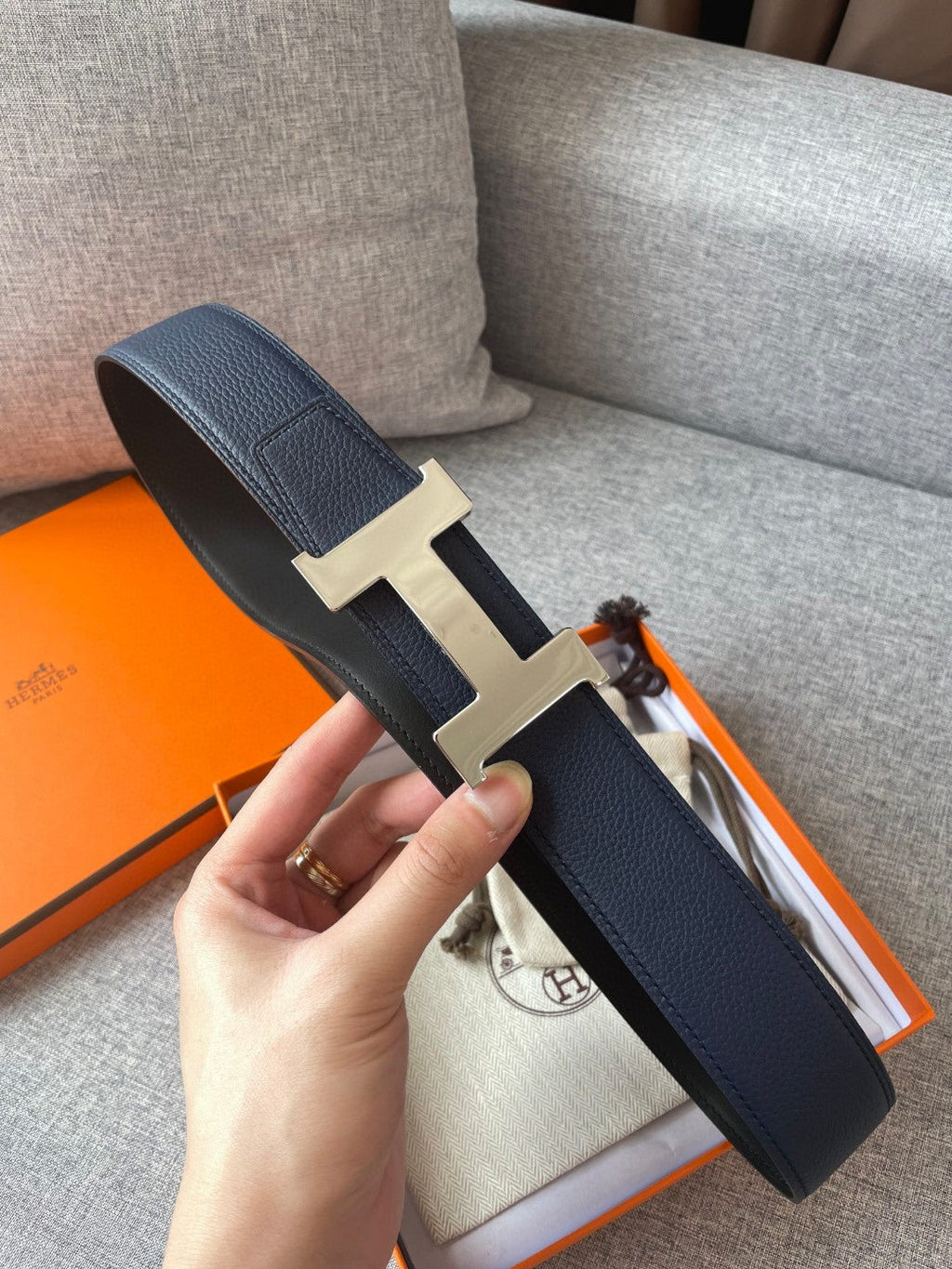 Hermes H074562CUZ3 Constance belt buckle & Reversible leather strap 38 mm H990025
