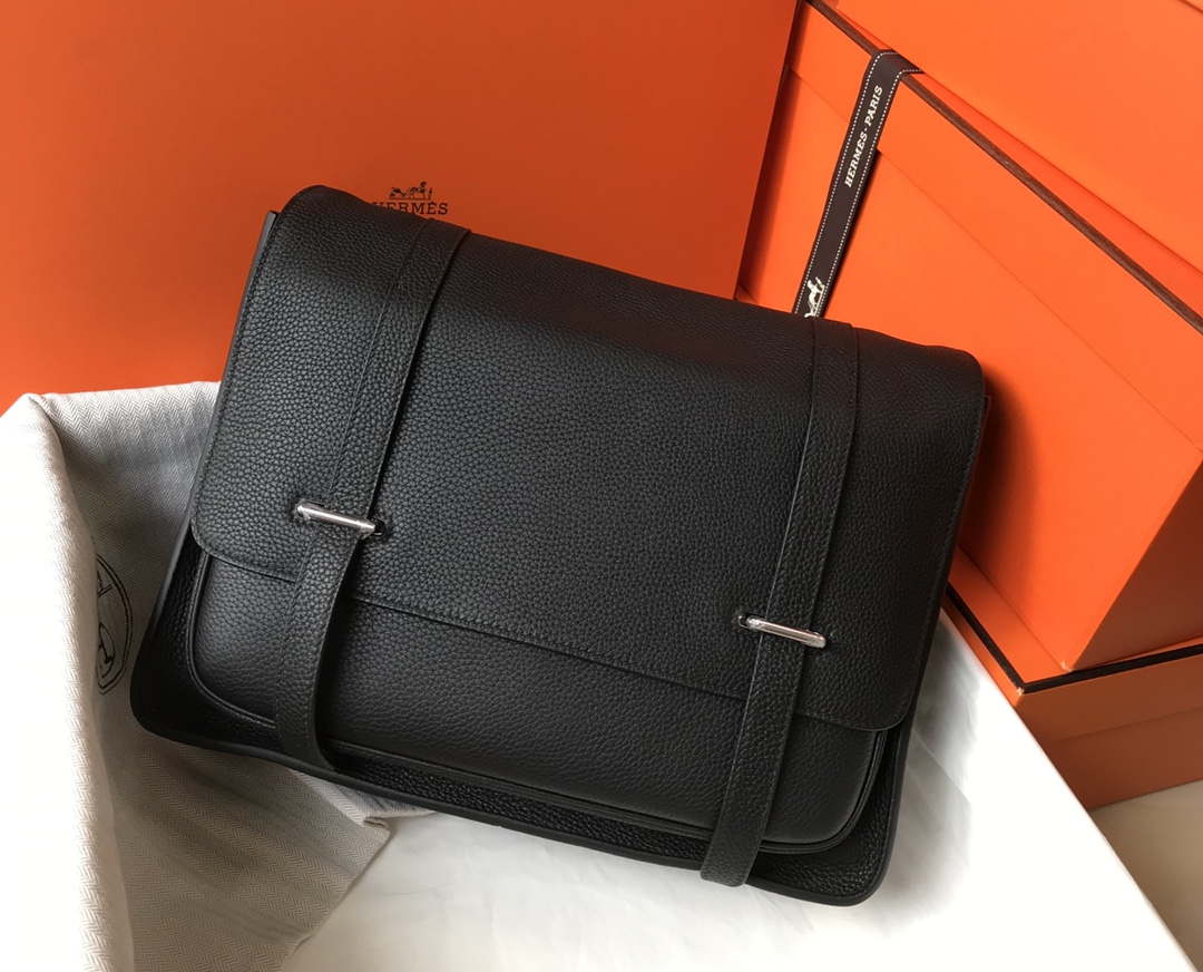 Hermes H074774CK37 Steve light messenger bag 34cm Black - Default Title - View 1