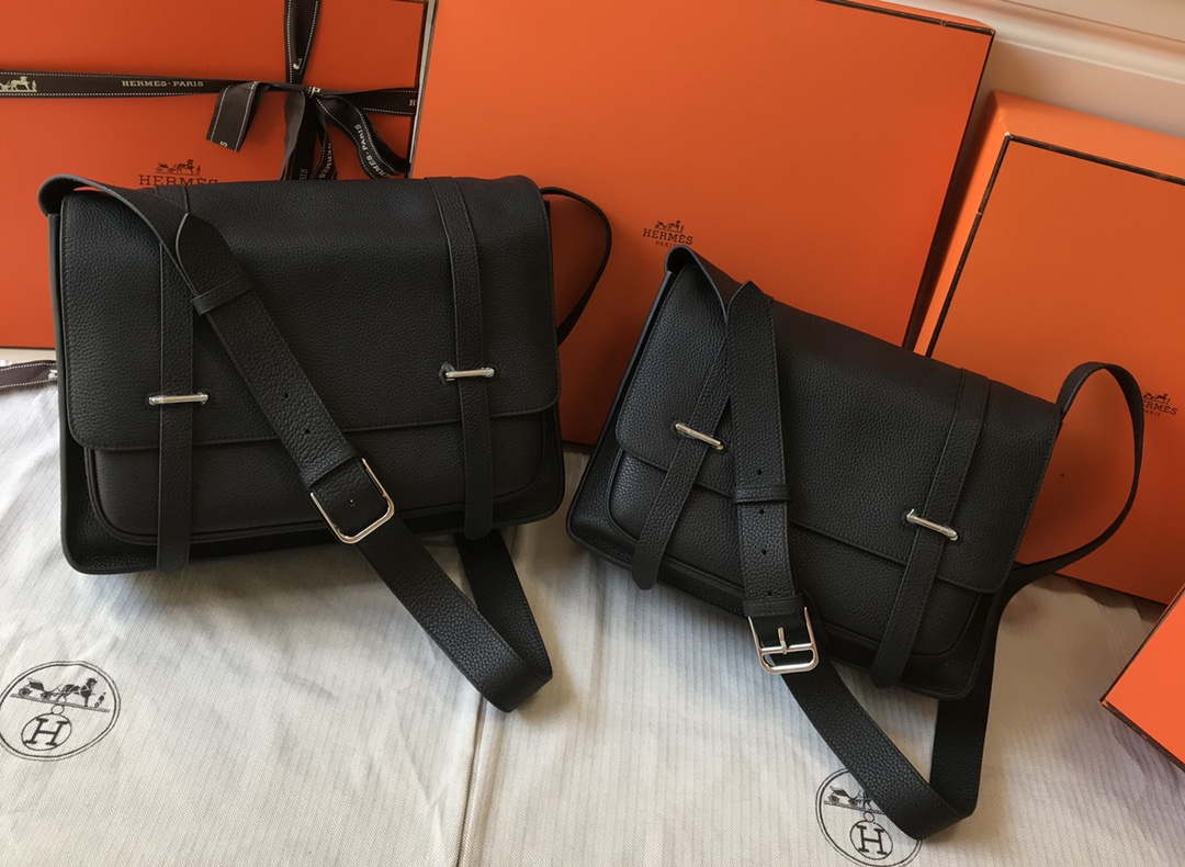 Hermes H074774CK37 Steve light messenger bag 34cm Black - Default Title - View 9