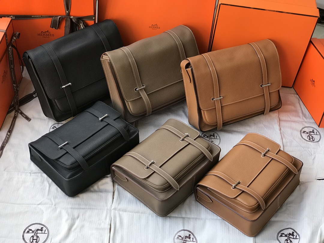 Hermes H074774CK37 Steve light messenger bag 34cm Brown - Default Title - View 3
