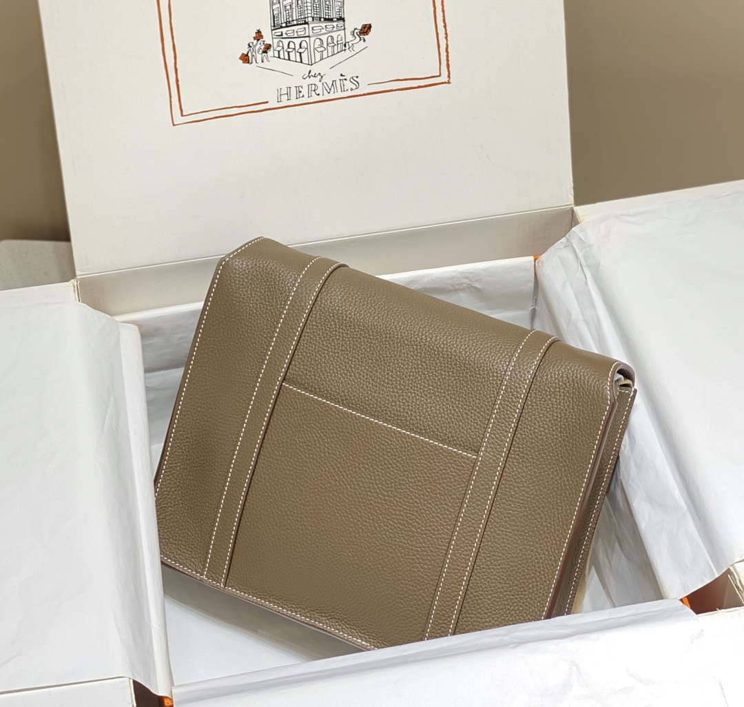 Hermes H074774CK37 Steve light messenger bag Elephant gray - Default Title - View 2