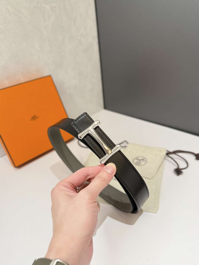 Hermes H077938CK05 H d'Ancre belt buckle & Cache-Tout leather strap 32 mm H88079
