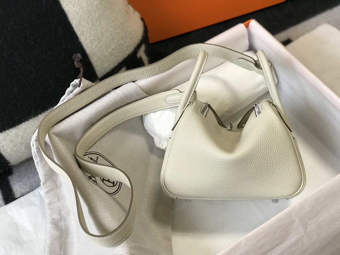 Hermes H079086 Lindy Mini Bag 19cm H231916 - Default Title - View 2