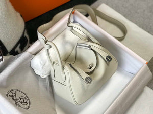 Hermes H079086 Lindy Mini Bag 19cm H231916 - Default Title - View 3