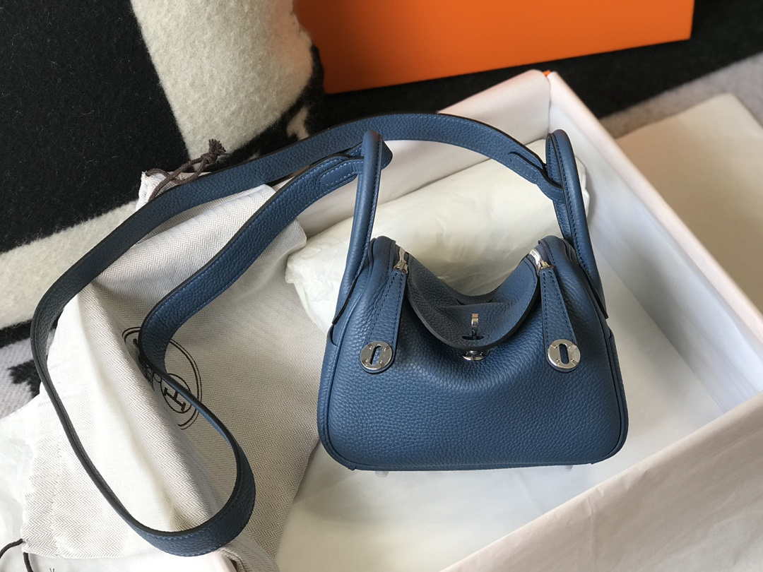 Hermes H079086 Lindy Mini Bag 19cm H231918 - Default Title - View 1