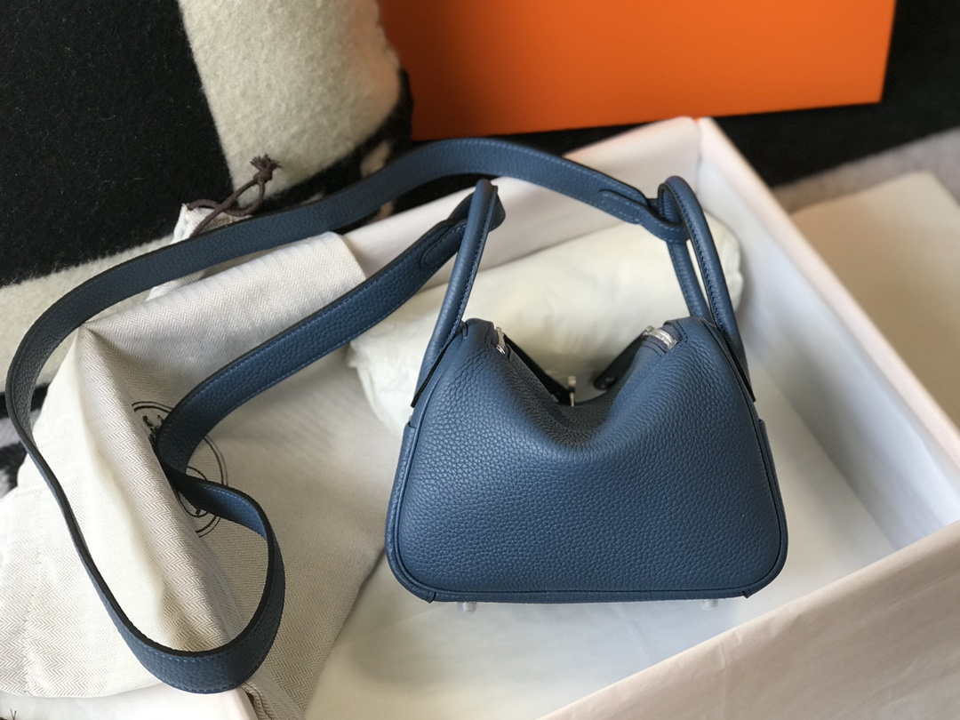 Hermes H079086 Lindy Mini Bag 19cm H231918 - Default Title - View 2