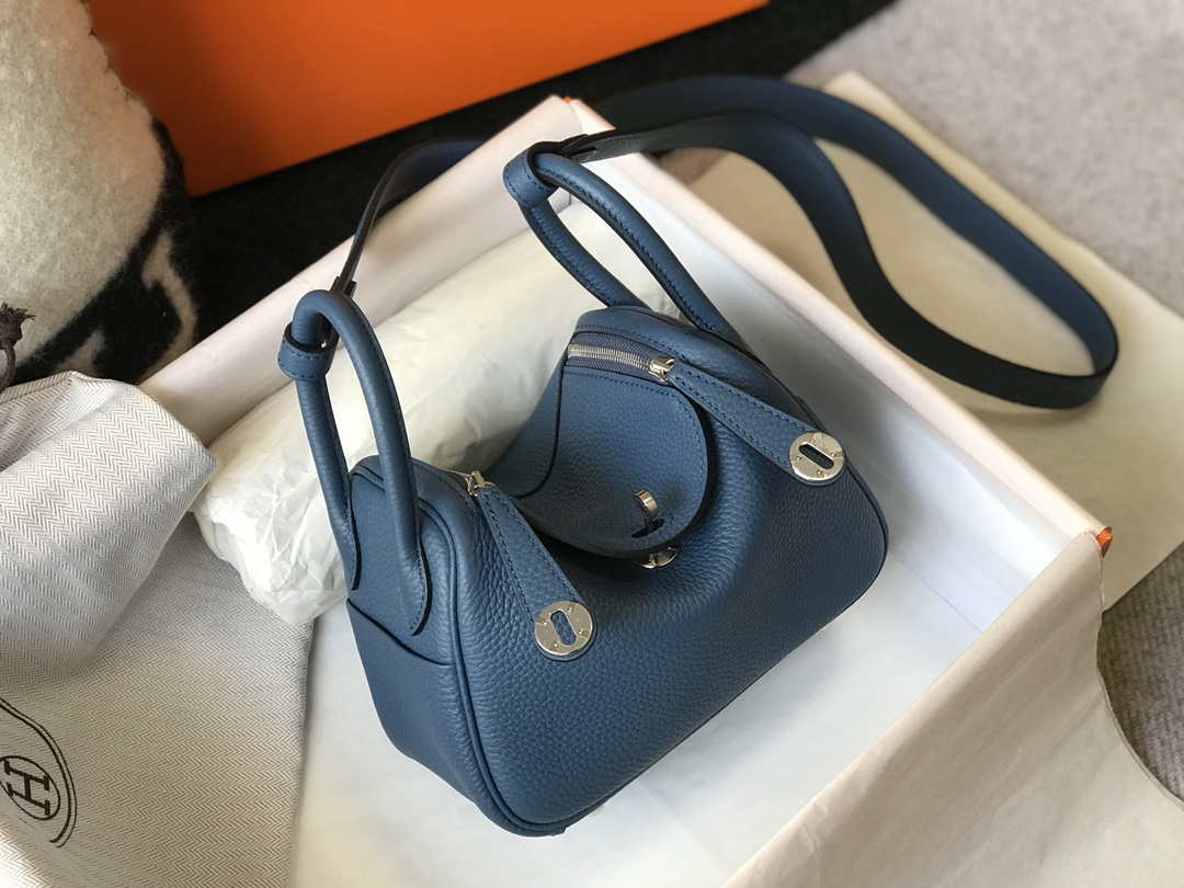 Hermes H079086 Lindy Mini Bag 19cm H231918 - Default Title - View 3