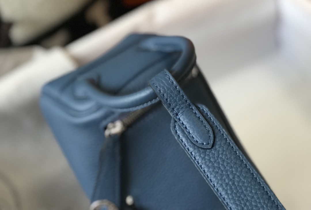 Hermes H079086 Lindy Mini Bag 19cm H231918