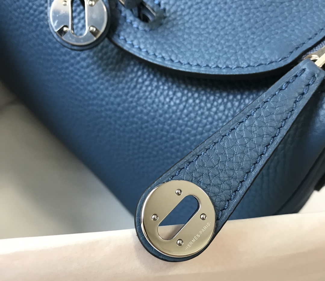 Hermes H079086 Lindy Mini Bag 19cm H231918 - Default Title - View 6