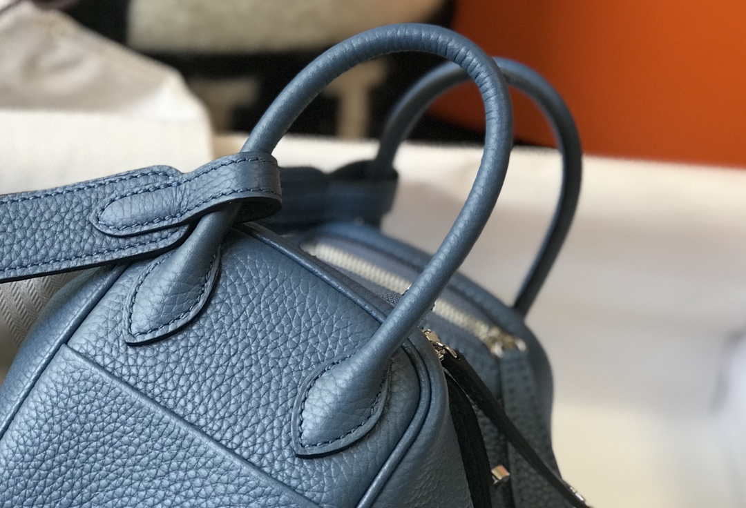 Hermes H079086 Lindy Mini Bag 19cm H231918 - Default Title - View 8
