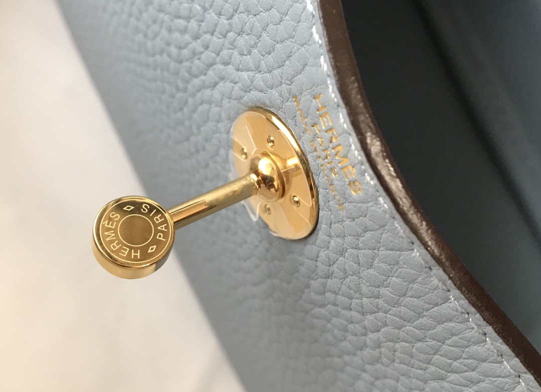 Hermes H079086 Lindy Mini Bag 19cm H231920