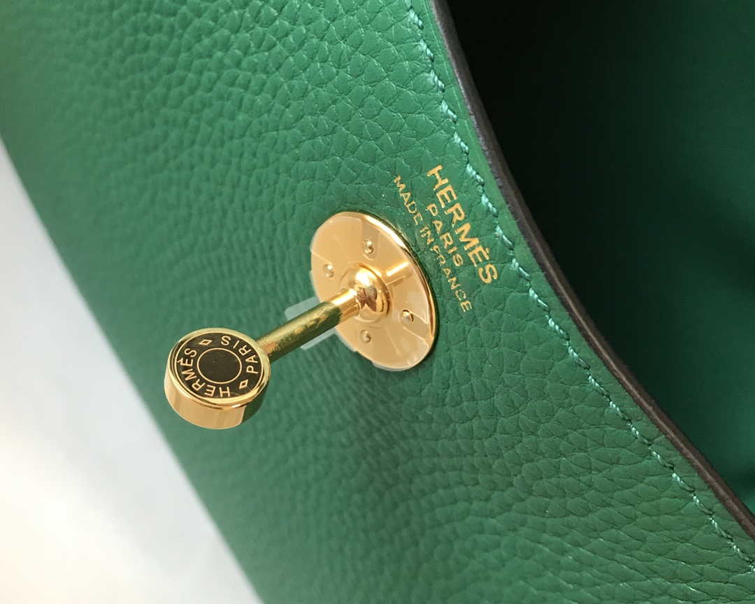 Hermes H079086 Lindy Mini Bag 19cm H231922