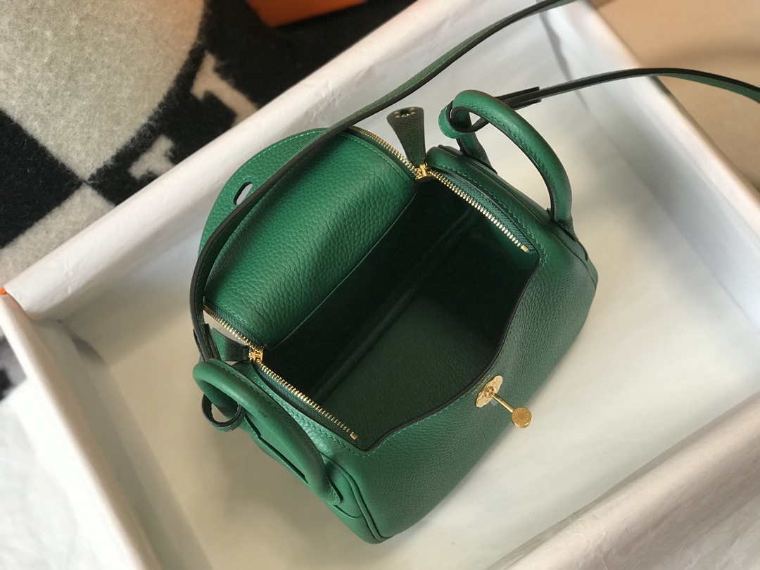 Hermes H079086 Lindy Mini Bag 19cm H231922 - Default Title - View 9