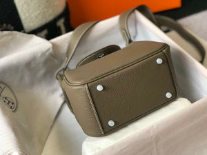 Hermes H079086 Lindy Mini Bag 19cm H231926 - Default Title - View 9