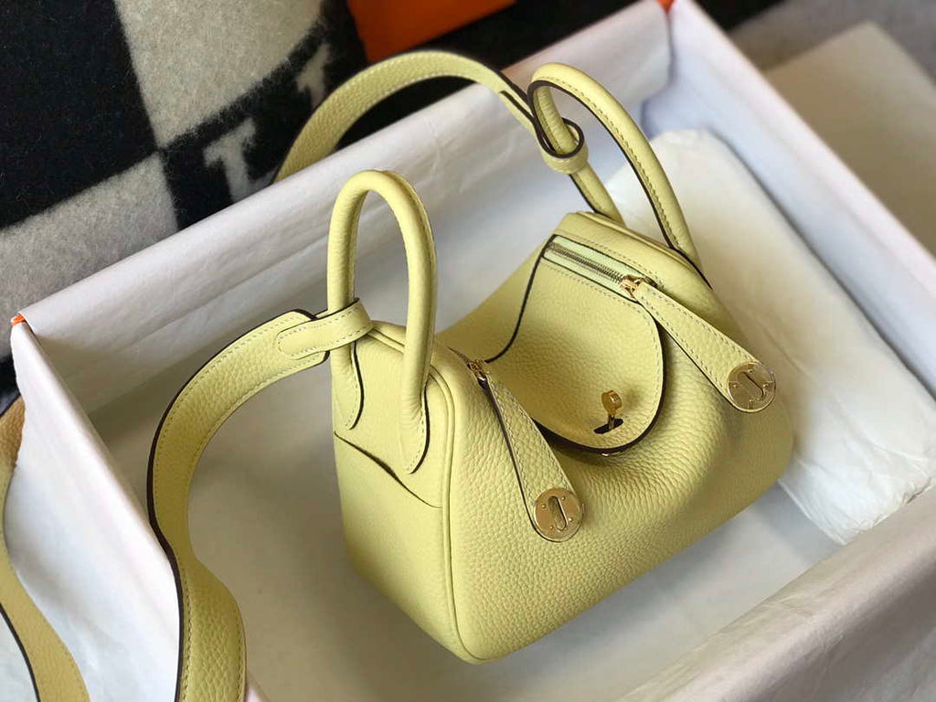 Hermes H079086 Lindy Mini Bag 19cm H231929