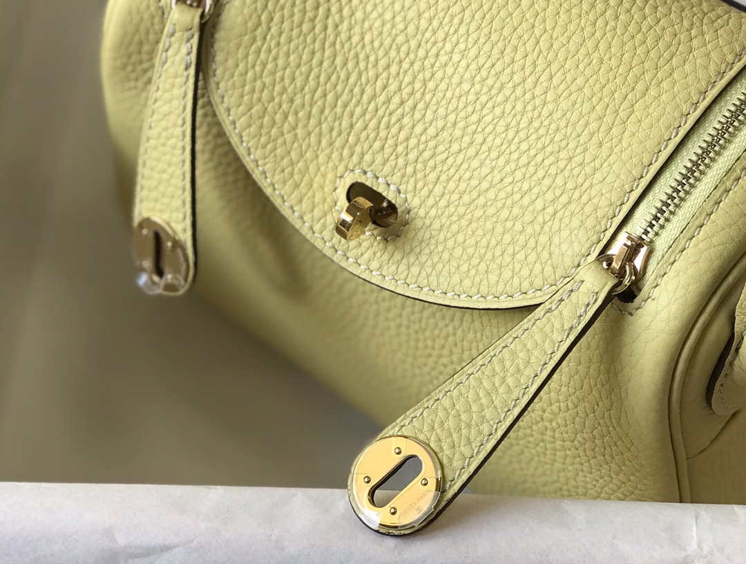 Hermes H079086 Lindy Mini Bag 19cm H231929