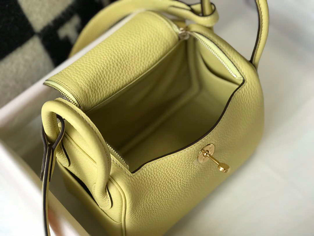 Hermes H079086 Lindy Mini Bag 19cm H231929