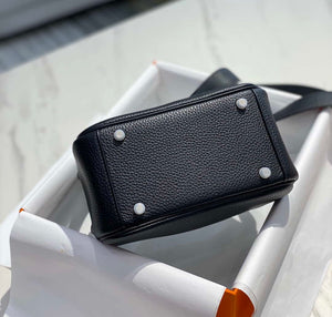Hermes H079086 Lindy Mini Bag 19cm H231930 - Default Title - View 8