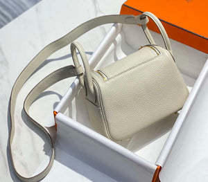 Hermes H079086 Lindy Mini Bag 19cm H231931 - Default Title - View 2