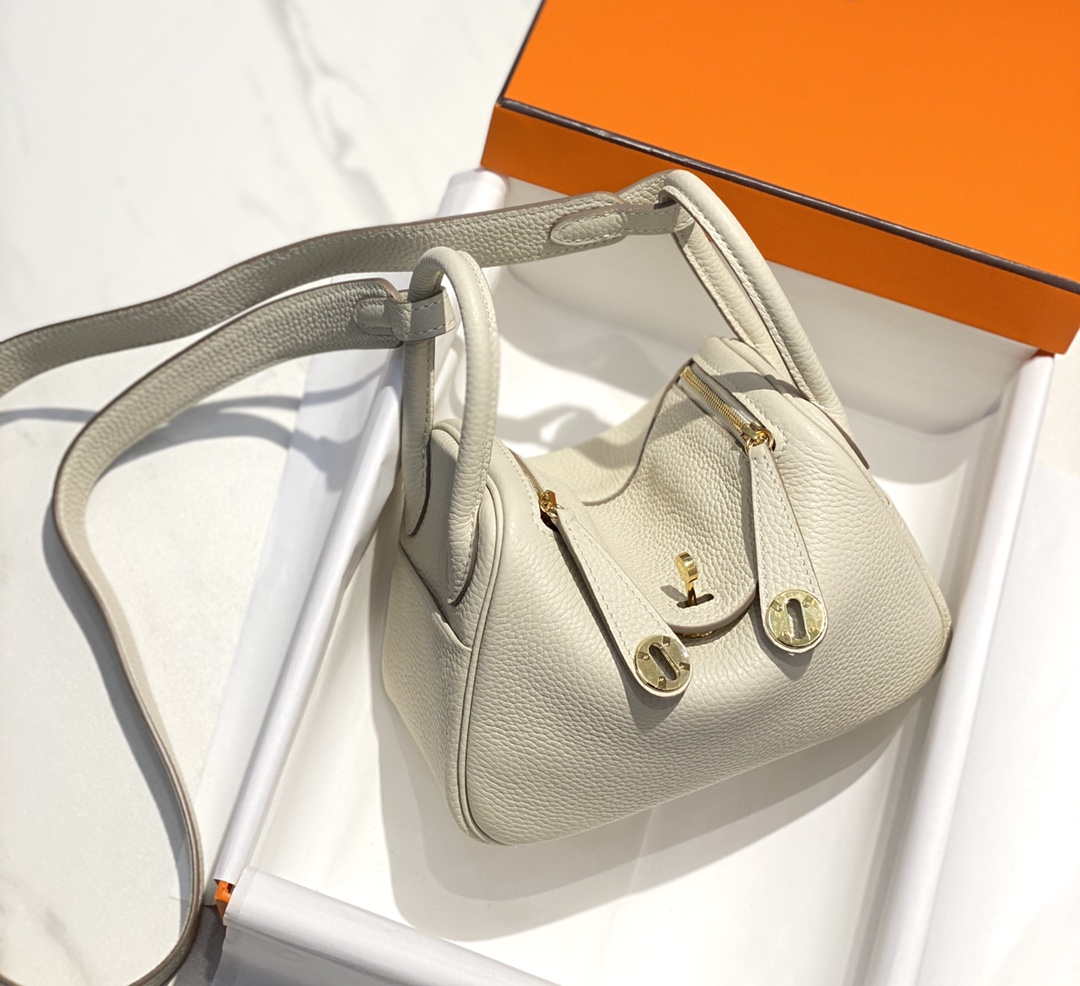 Hermes H079086 Lindy Mini Bag 19cm H231931 - Default Title - View 3