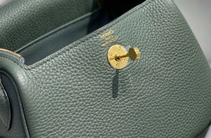Hermes H079086 Lindy Mini Bag 19cm H231932 - Default Title - View 6