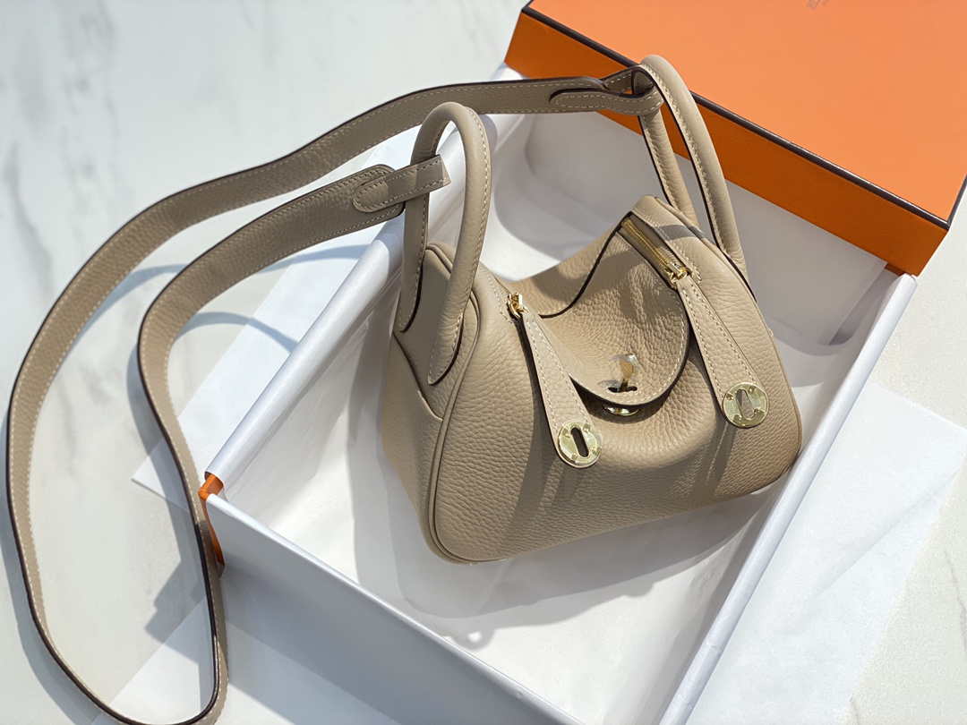Hermes H079086 Lindy Mini Bag 19cm H231935 - Default Title - View 3