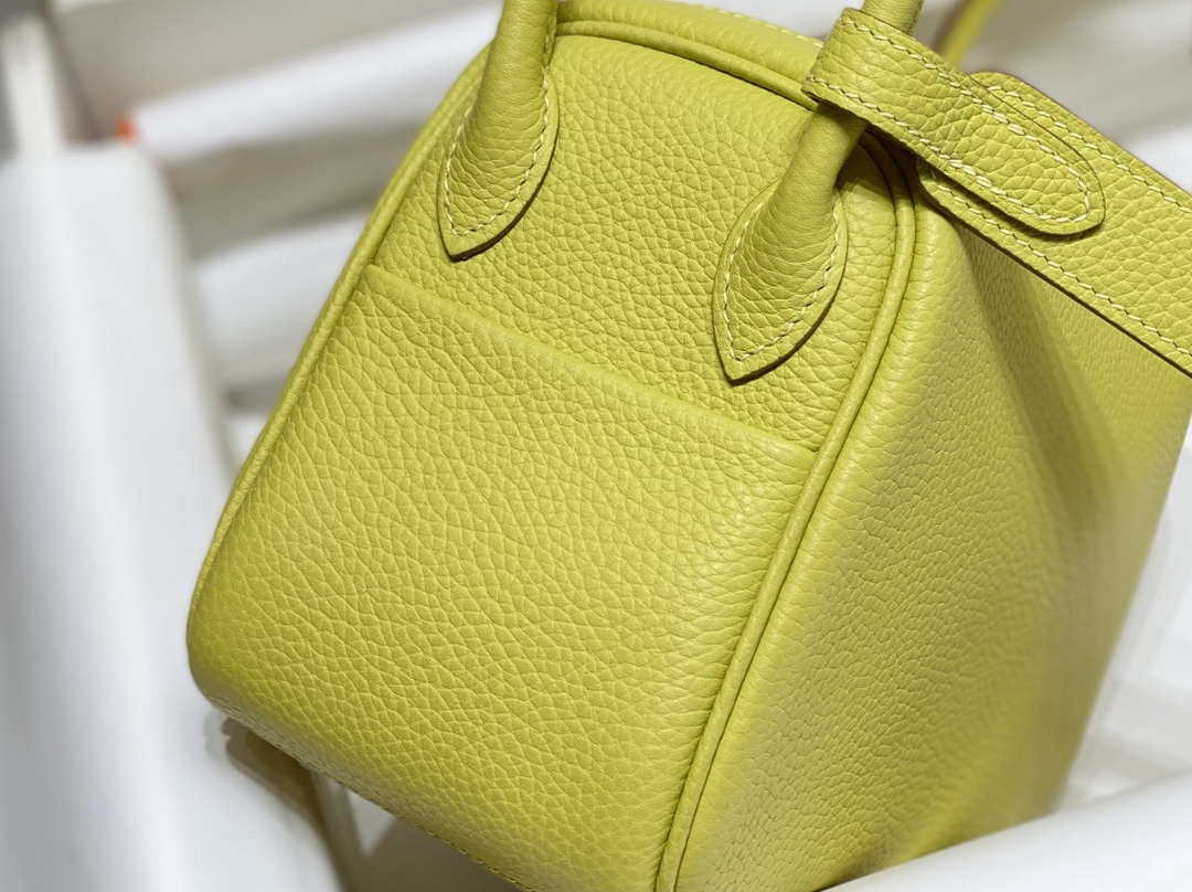Hermes H079086CK18 Lindy Mini Bag 19cm Semi-manual H231900 - Default Title - View 6