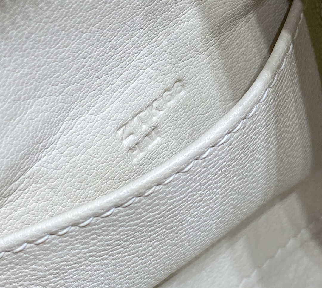 Hermes H079086CK18 Lindy Mini Bag 19cm Semi-manual H231900