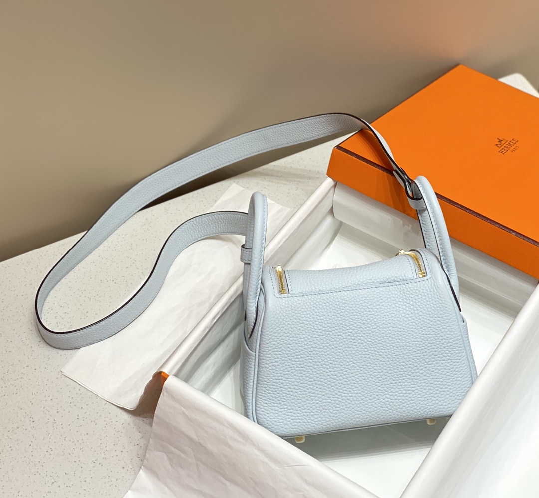 Hermes H079086CK18 Lindy Mini Bag 19cm Semi-manual H231901 - Default Title - View 2