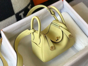 Hermes H079086CK18 Lindy Mini Bag 19cm Semi-manual H231902 - Default Title - View 3