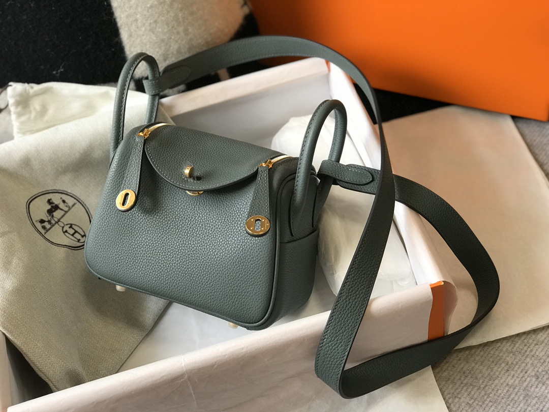 Hermes H079086CK18 Lindy Mini Bag 19cm Semi-manual H231905 - Default Title - View 1