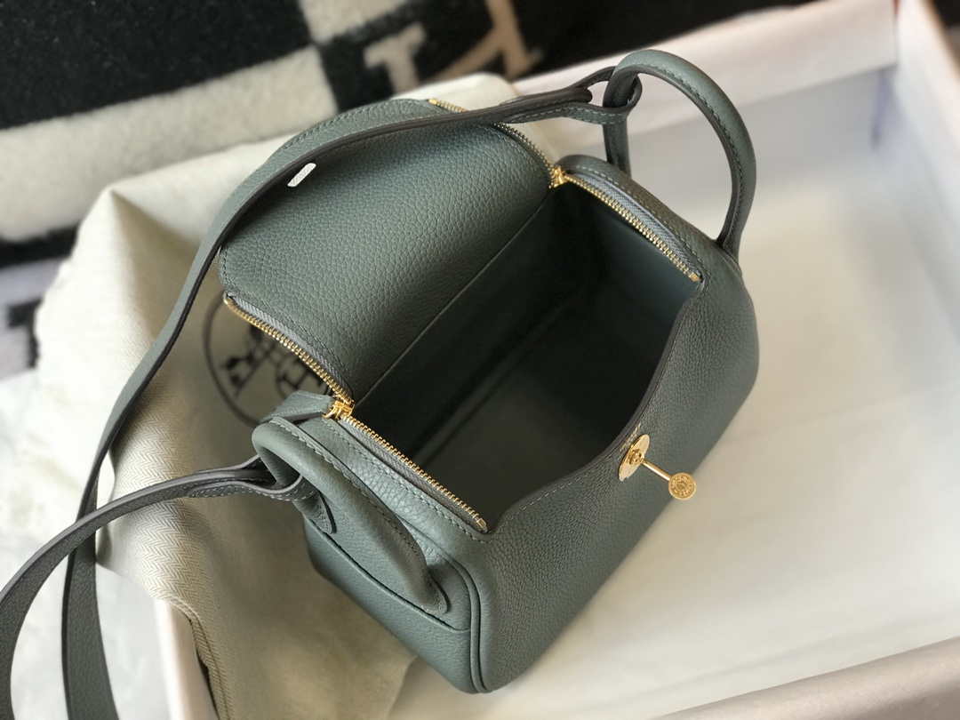 Hermes H079086CK18 Lindy Mini Bag 19cm Semi-manual H231905 - Default Title - View 9