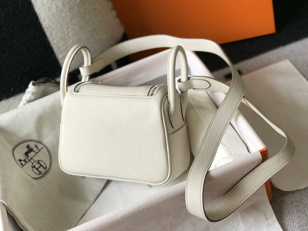 Hermes H079086CK18 Lindy Mini Bag 19cm Semi-manual H231906 - Default Title - View 5