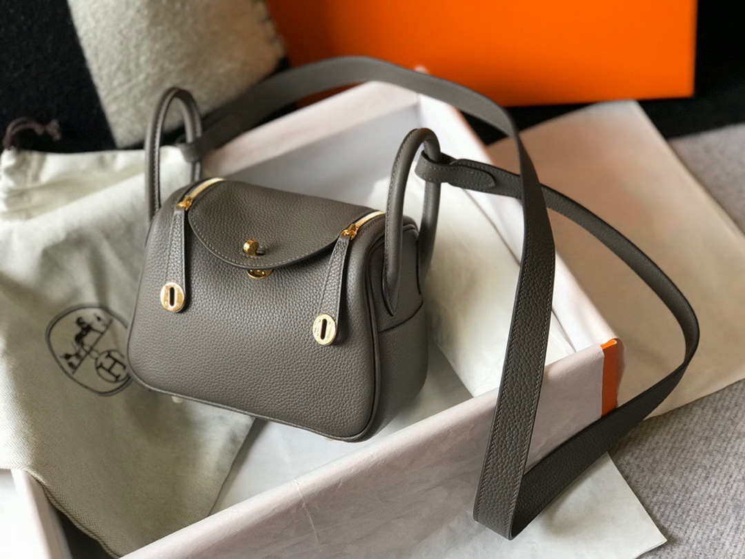 Hermes H079086CK18 Lindy Mini Bag 19cm Semi-manual H231907 - Default Title - View 1