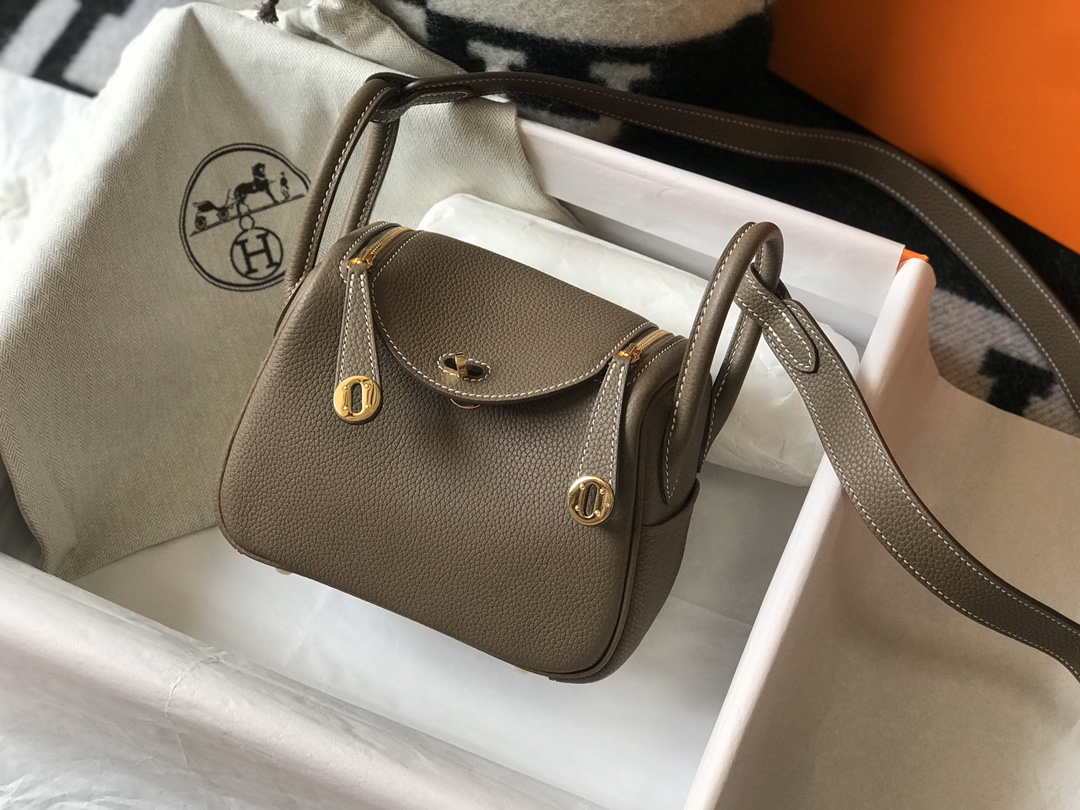 Hermes H079086CK18 Lindy Mini Bag 19cm Semi-manual H231911 - Default Title - View 4