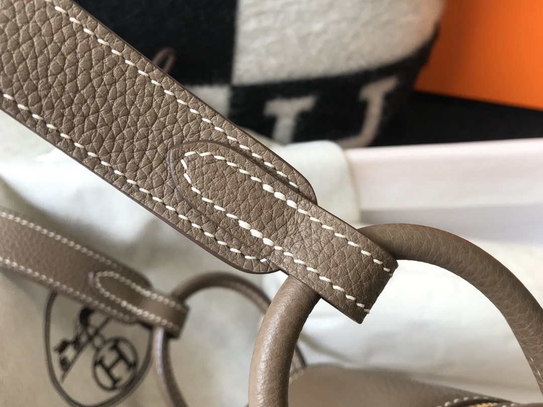 Hermes H079086CK18 Lindy Mini Bag 19cm Semi-manual H231911 - Default Title - View 6