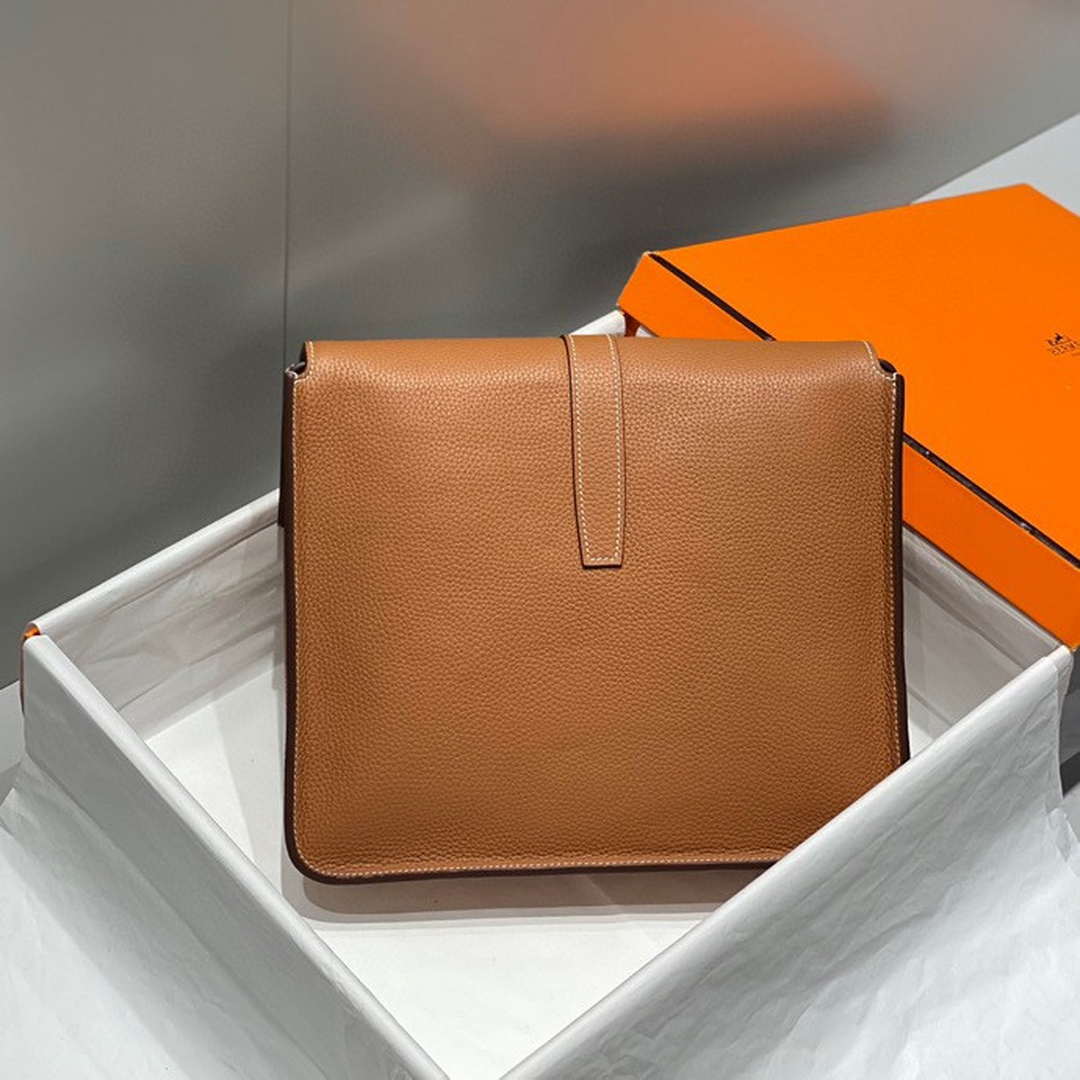 Hermes H082119CK89 Men Steve light junior messenger bag Golden Brown