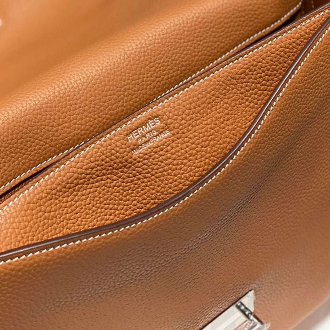 Hermes H082119CK89 Men Steve light junior messenger bag Golden Brown