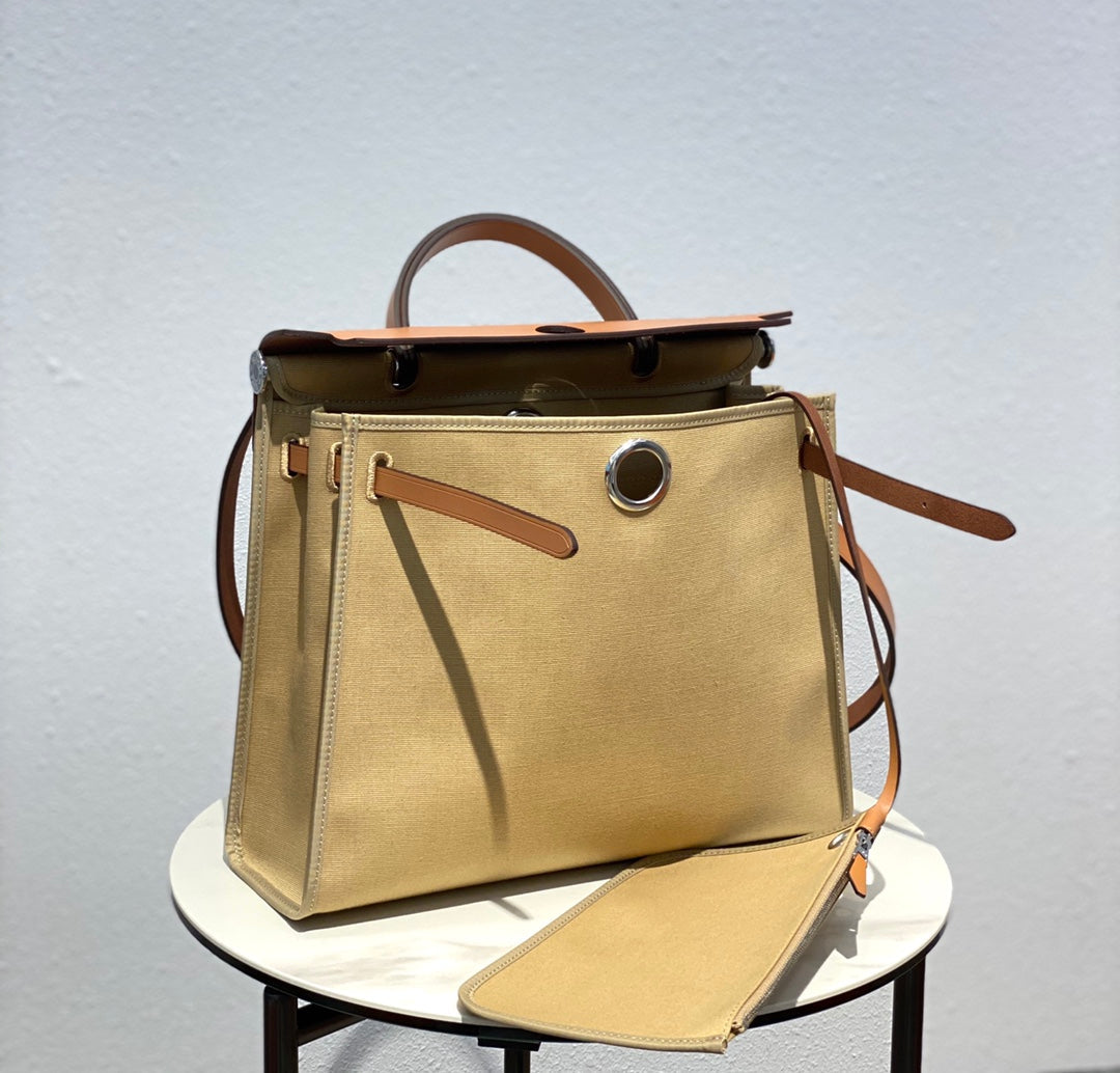 Hermes H082835CKAC Herbag Zip 31 Bag in Black Hunter Leather and Canvas H60035 - Default Title - View 4