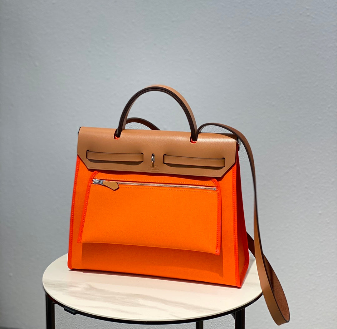 Hermes H082835CKAC Herbag Zip 31 Bag in Black Hunter Leather and Canvas H60039 - Default Title - View 2