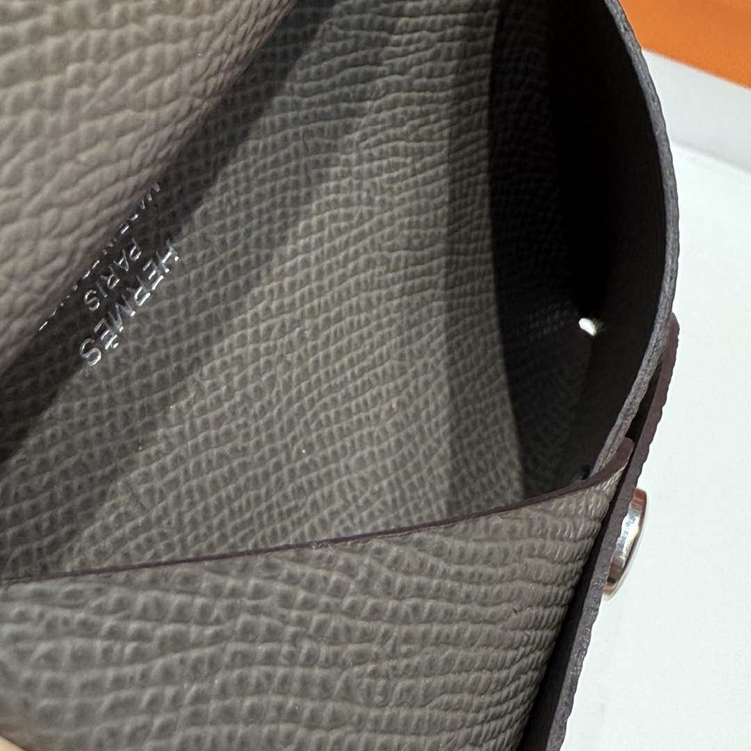 Hermes H083035CK10 Calvi Duo card holder H91001