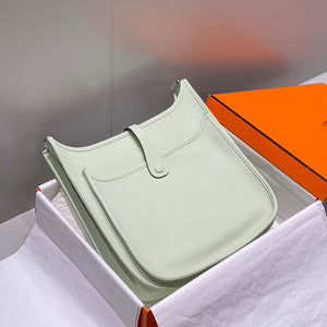 Hermes H083435 Evelyne III 29 Shoulder Bag Silver Hardware Light Green - Default Title - View 2