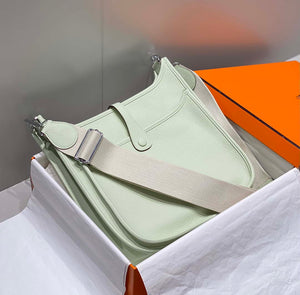 Hermes H083435 Evelyne III 29 Shoulder Bag Silver Hardware Light Green - Default Title - View 3