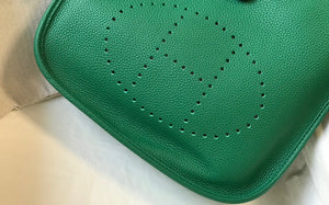 Hermes H083435 Evelyne III 29 Shoulder Bag Silver Hardware Green - Default Title - View 5