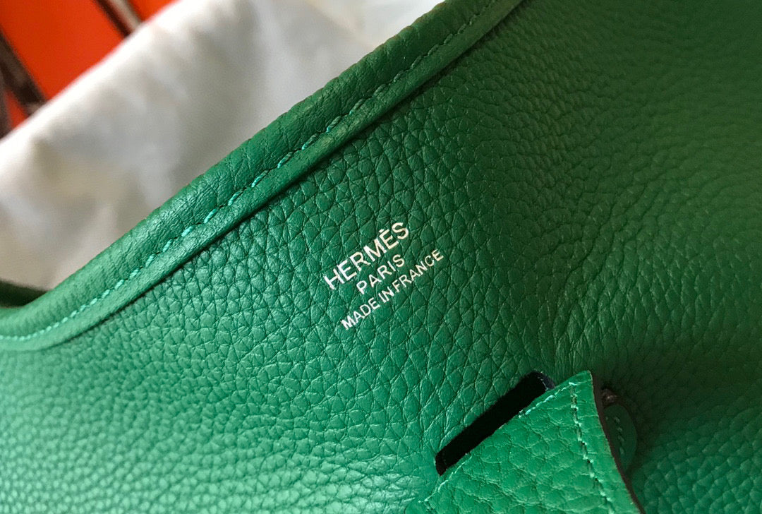 Hermes H083435 Evelyne III 29 Shoulder Bag Silver Hardware Green - Default Title - View 6