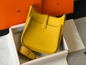Hermes H083435 Evelyne III 29 Shoulder Bag Silver Hardware Yellow - Default Title - View 4
