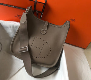 Hermes H083435 Evelyne III 29 Shoulder Bag Silver Hardware Dark Gray - Default Title - View 3